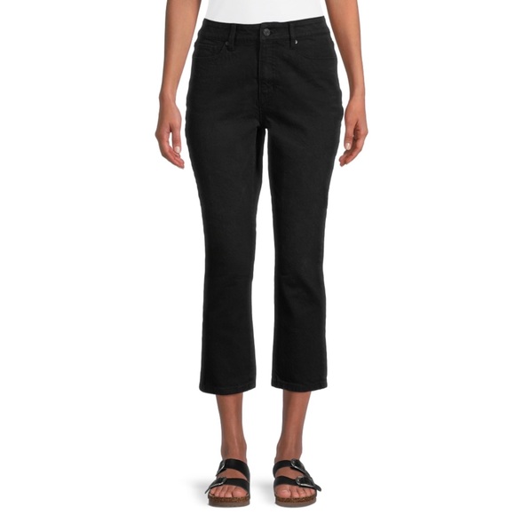 🆕 Black High-Rise Acid Wash Crop Straight Jeans (Last one size 10 left!) - Picture 3 of 5